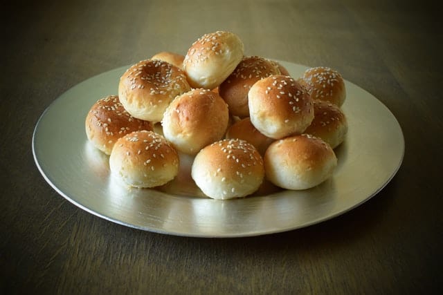 Bollitos con crema de mani