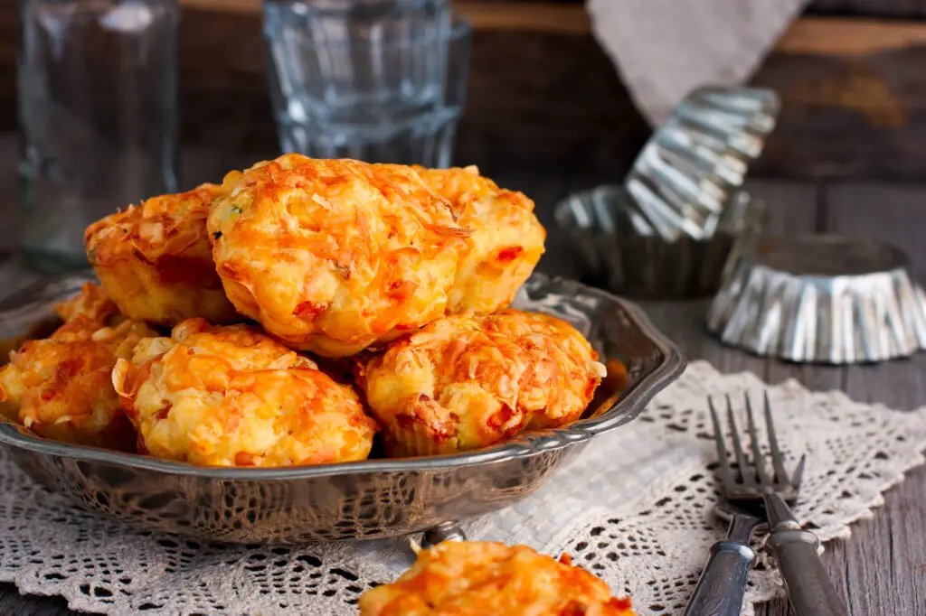 keto ham and cheese biscuits